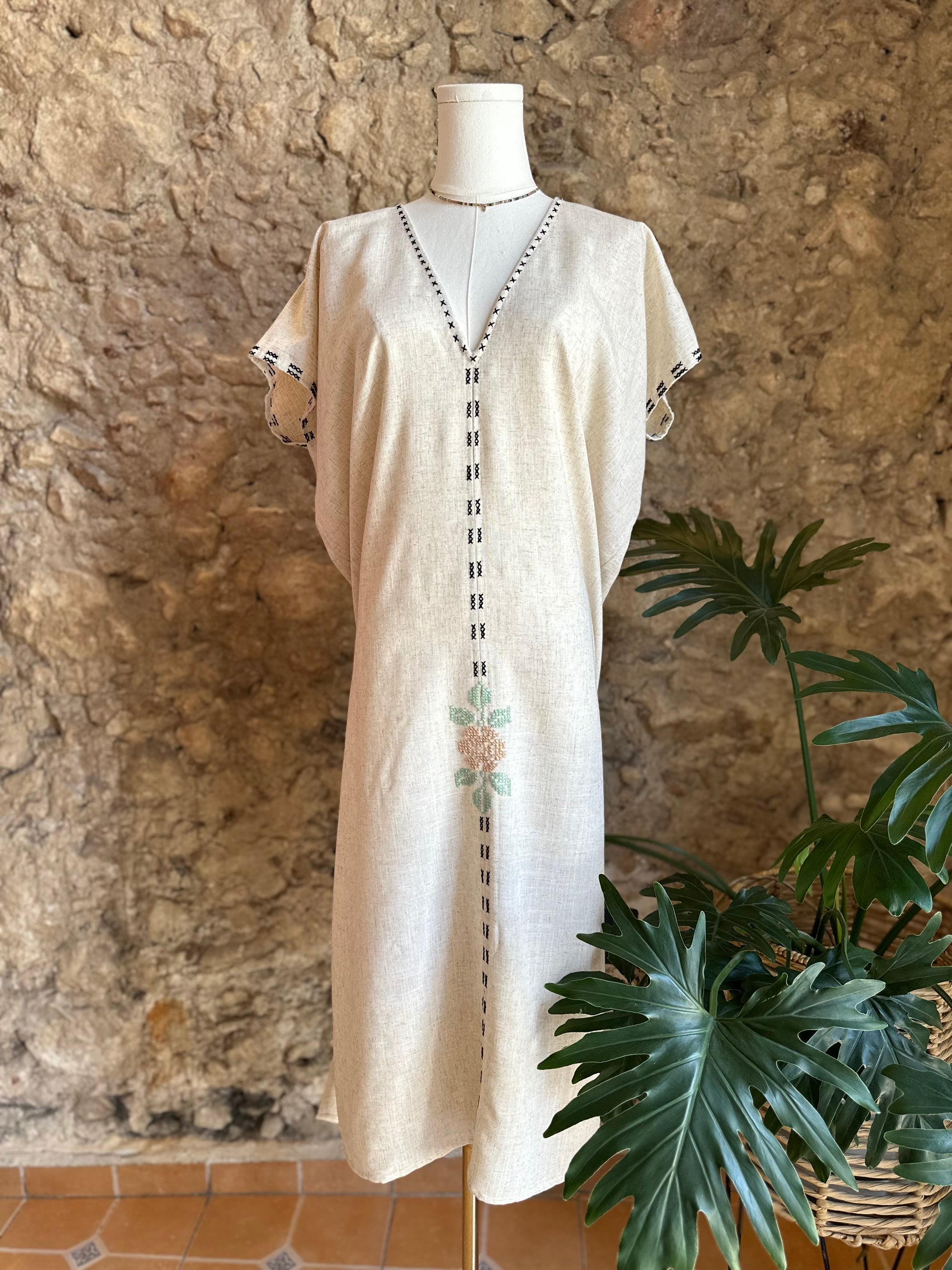 Vestidos y Huipiles Folklora