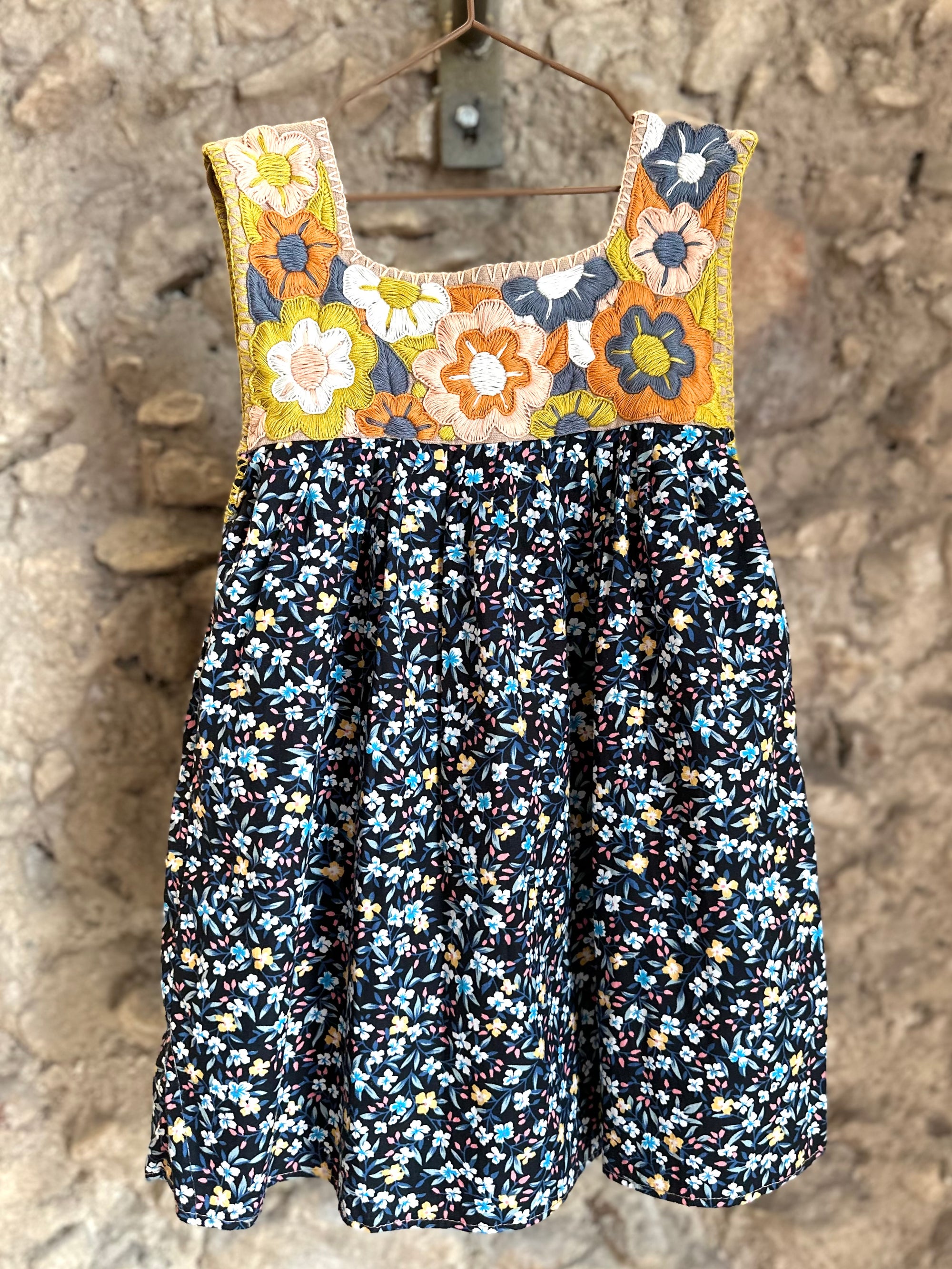 Vestidos Okil Niña