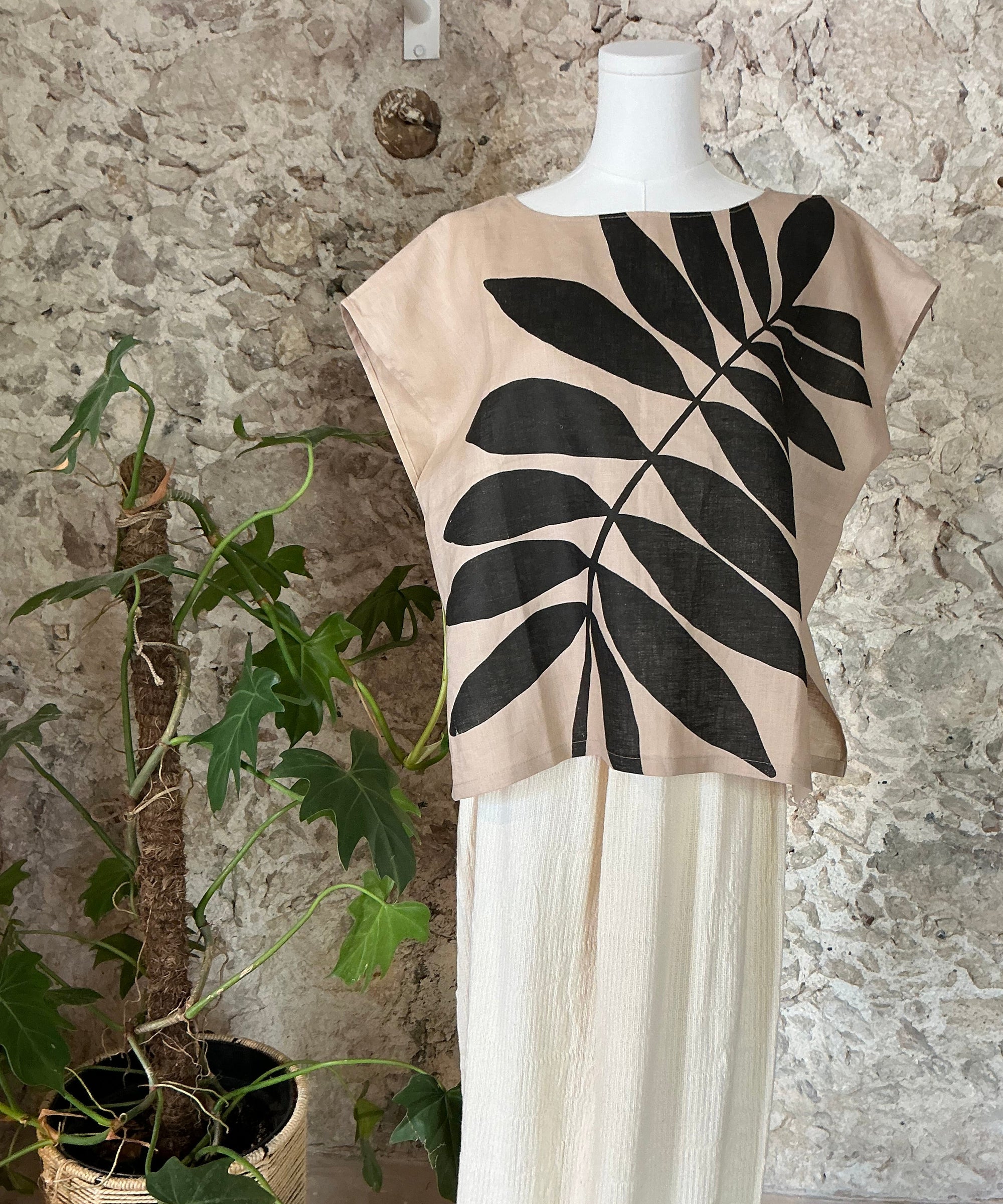 Blusa ceratozamia caqui