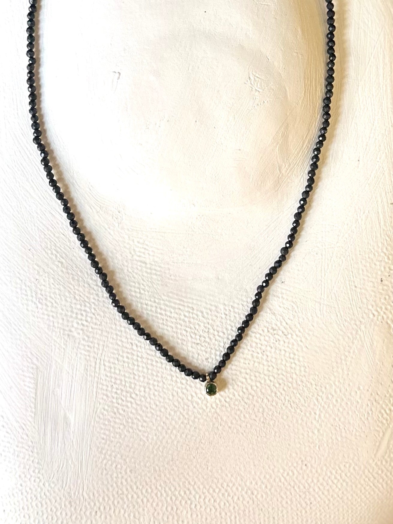 Collares de piedras naturales