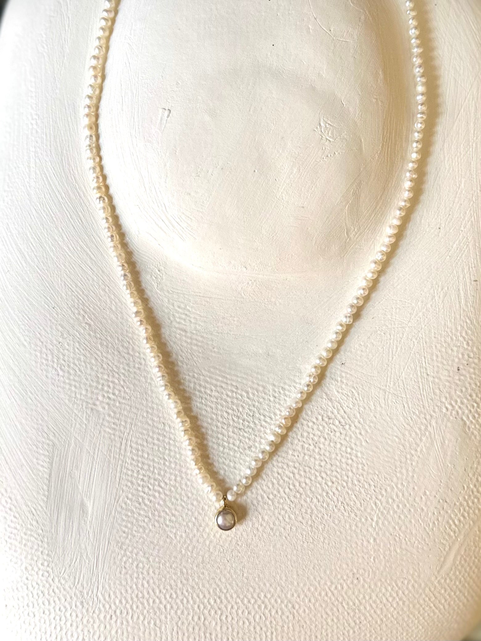 Collares de piedras naturales