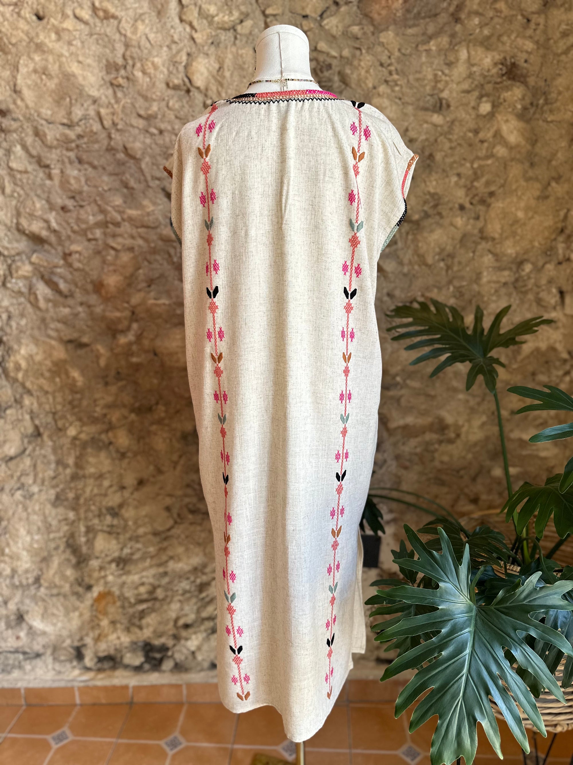 Vestidos y Huipiles Folklora