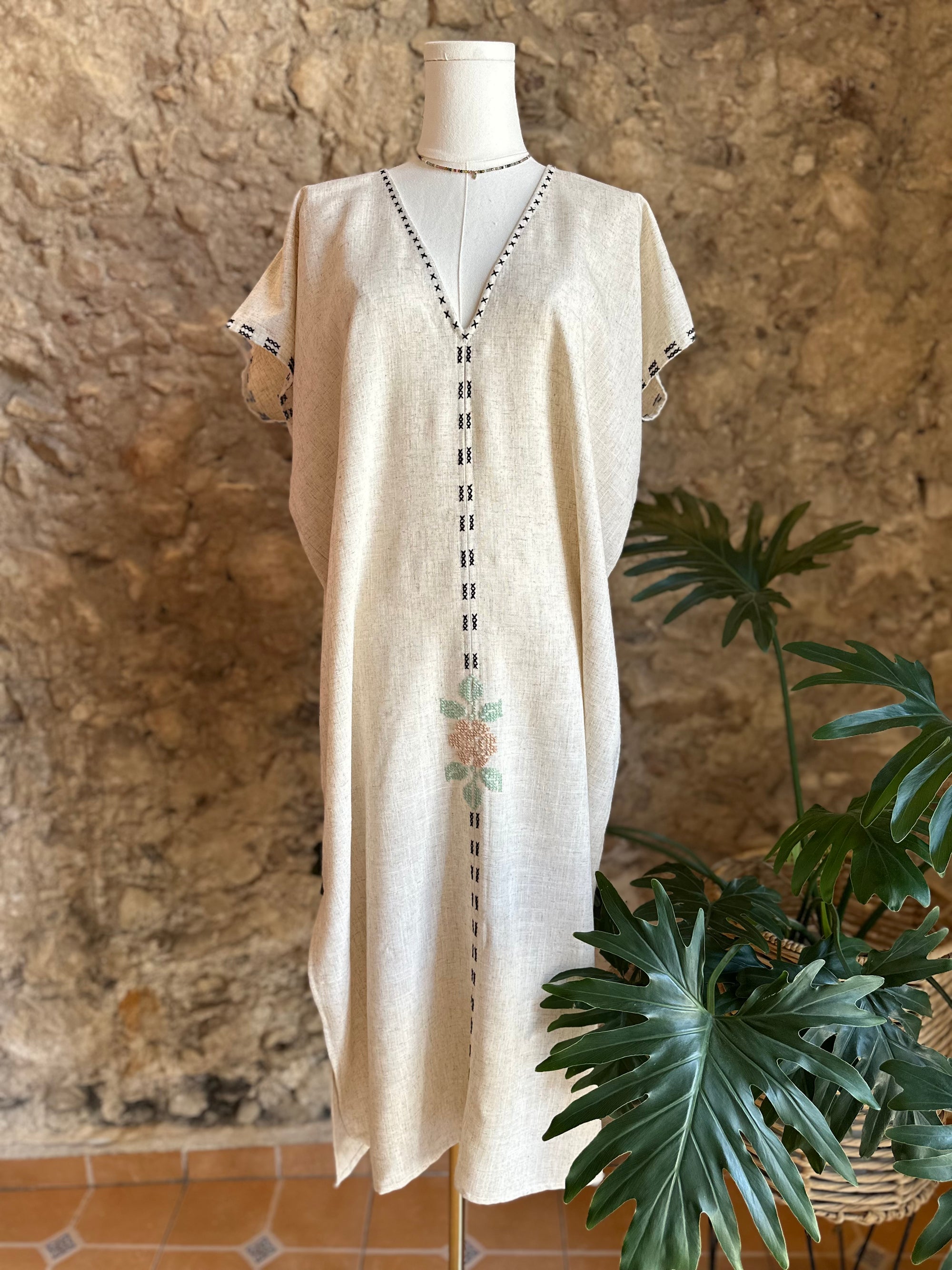 Vestidos y Huipiles Folklora