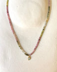 Collares de piedras naturales