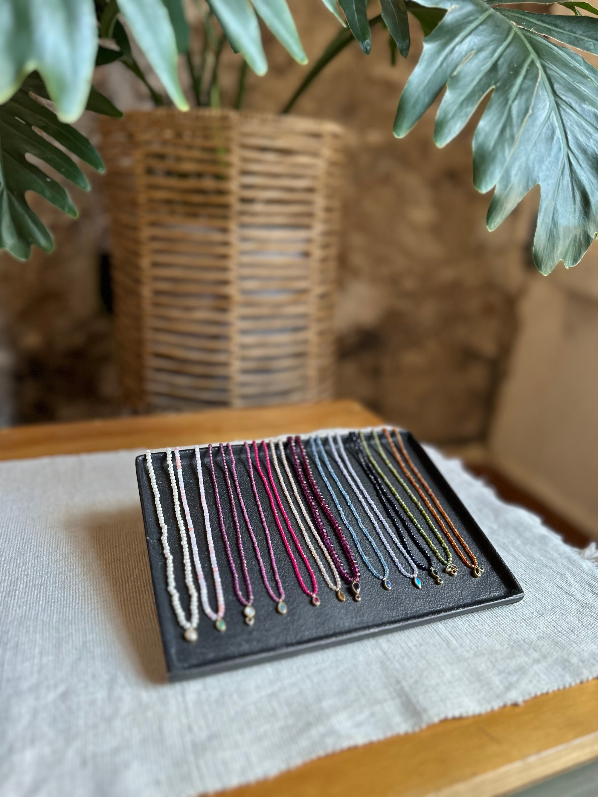 Collares de piedras naturales